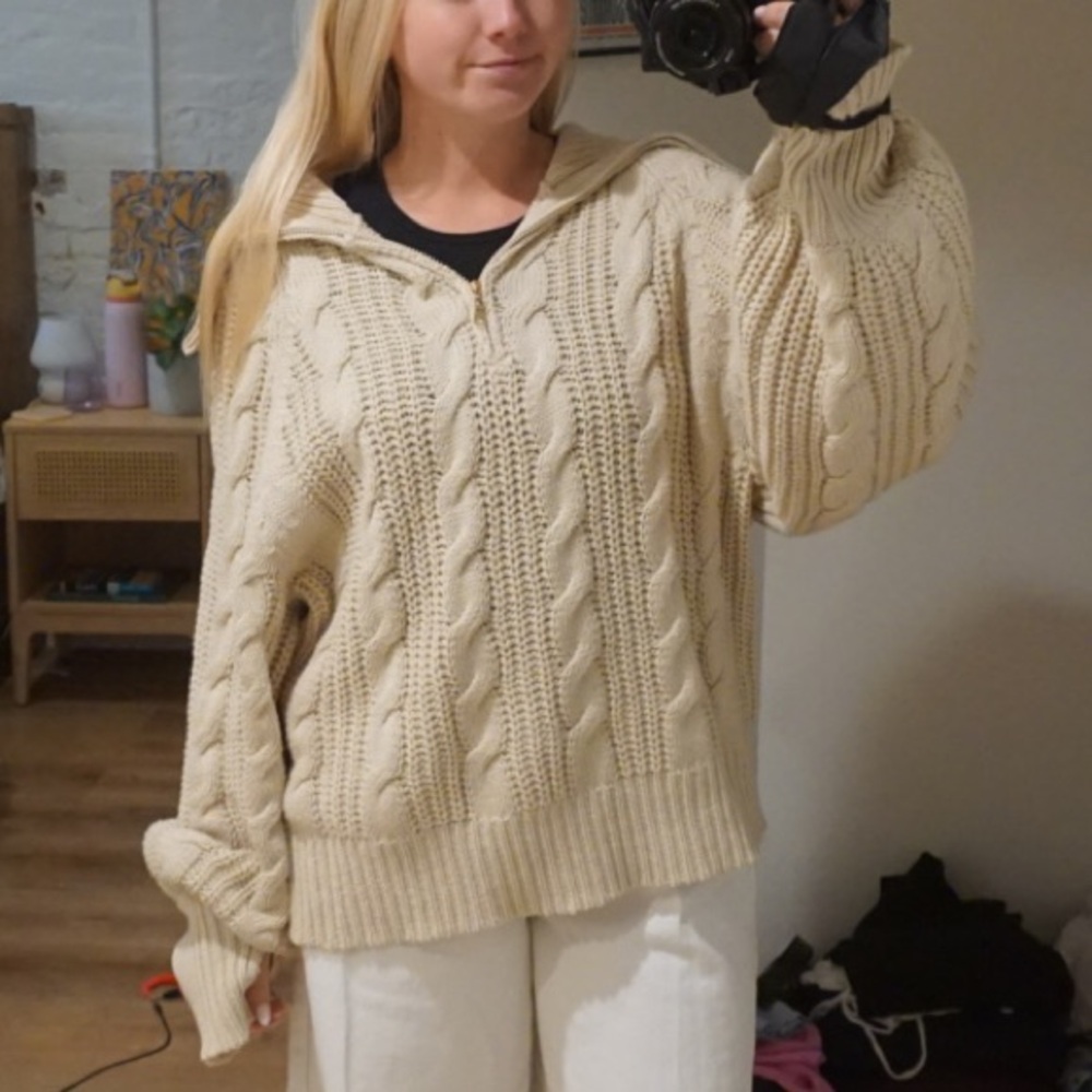 Elegant Beige Cable Knit Sweater